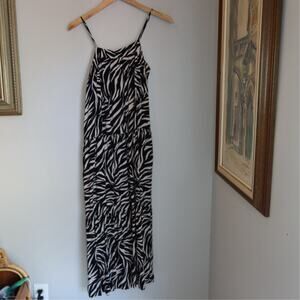 Time And Tru Black White Zebra Print Tiered Maxi Dress Size M 8-10 w/ pockets
